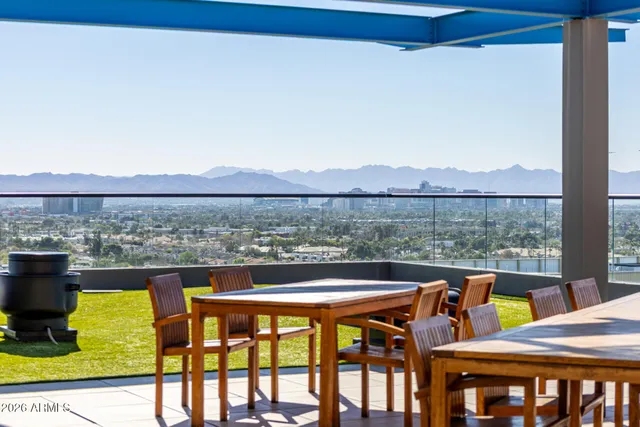 $1,150,000 | 4808 North 24th Street, Unit 821, Phoenix, AZ 85016