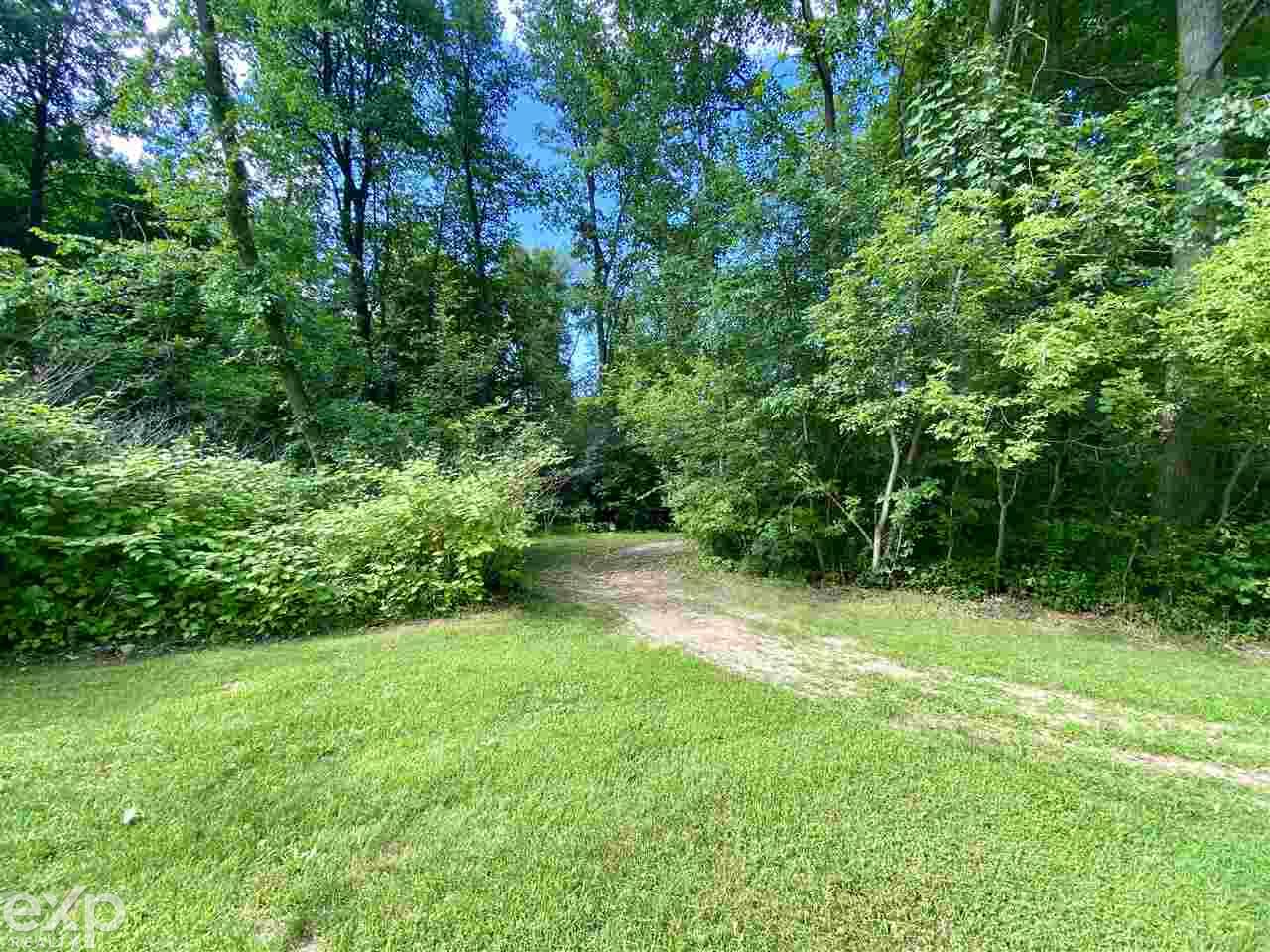 9245 South State Road Goodrich, MI 48438 - Photo 26 of 33