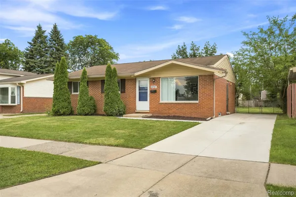 $185,000 | 30767 Bennington Street, Westland, MI 48186