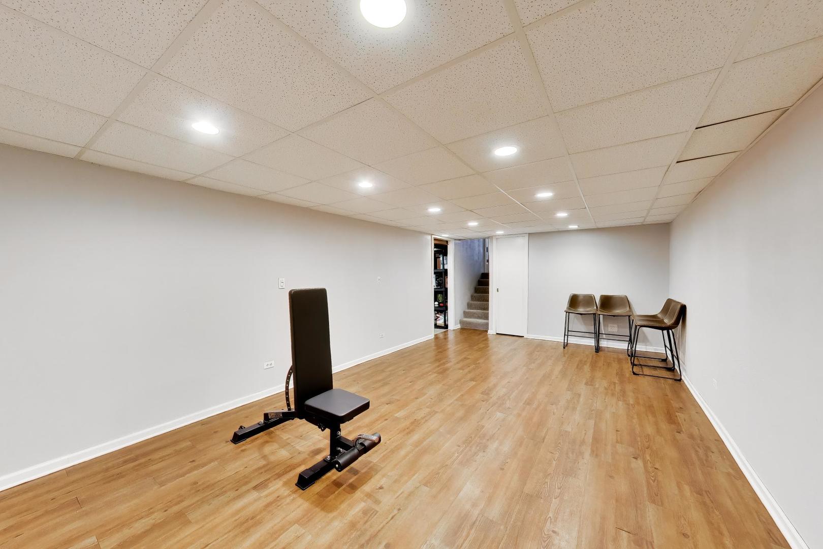 2147 Green Valley Road Darien, IL 60561 - Photo 19 of 31 Gallery Image 19