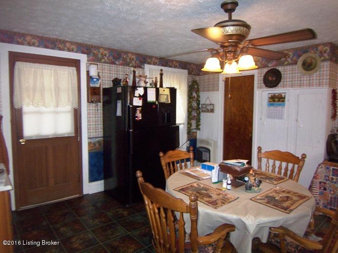 51 Walter Hall Road New Hope, KY 40052 - Photo 8 of 18 Eat in Dining Area