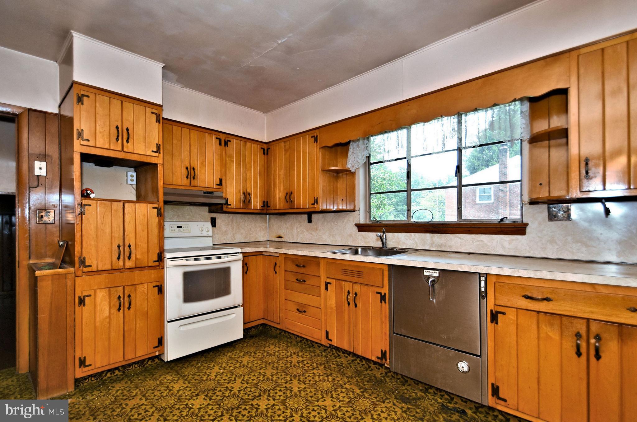 1398 Jolly Road Blue Bell, PA 19422 - Photo 23 of 61 Gallery Image 23