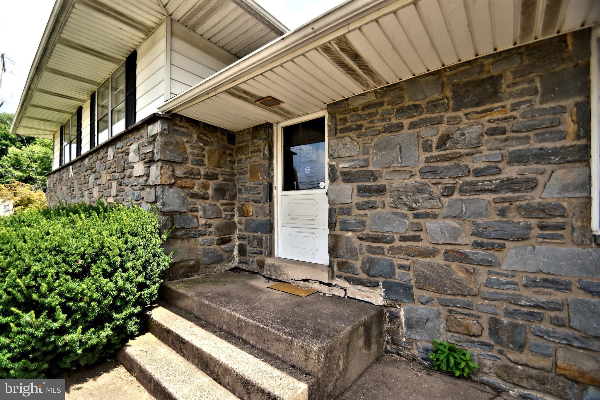 1398 Jolly Road Blue Bell, PA 19422 - Photo 4 of 61 Gallery Image 4