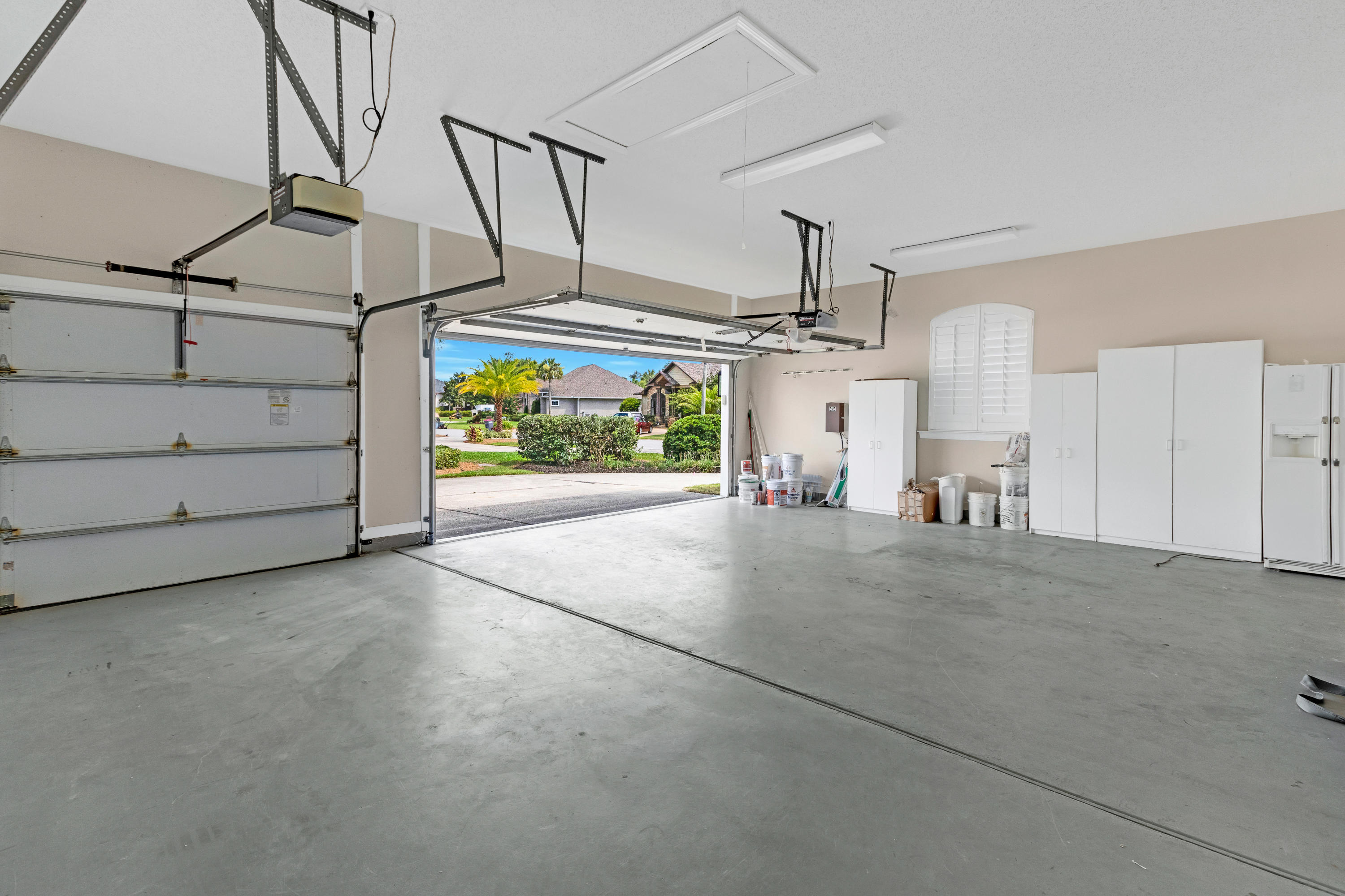 3606 Dragon's Ridge Road Panama City Beach, FL 32408 - Photo 48 of 49 a view of a garage