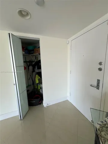 a view of walk in closet