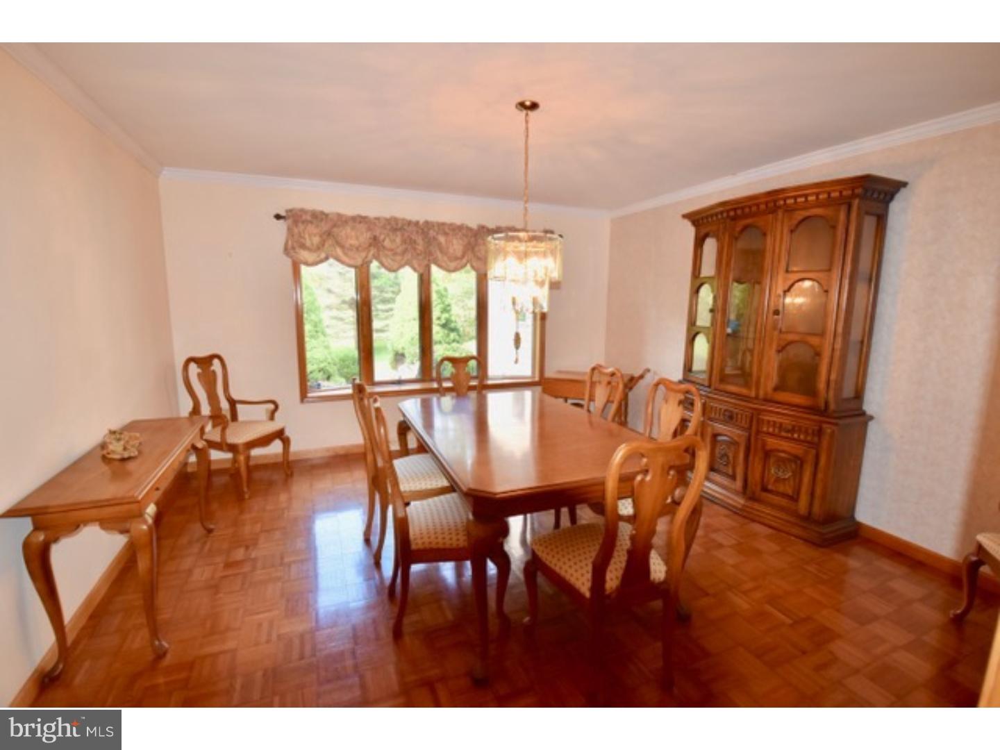 3228 Spring Valley Road Slatington, PA 18080 - Photo 21 of 25 Dining Room