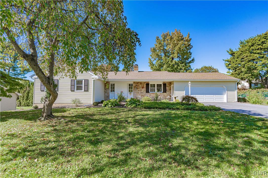 1426 Stoneridge Road Allentown, PA 18104 - Photo 1 of 50 Gallery Image 1