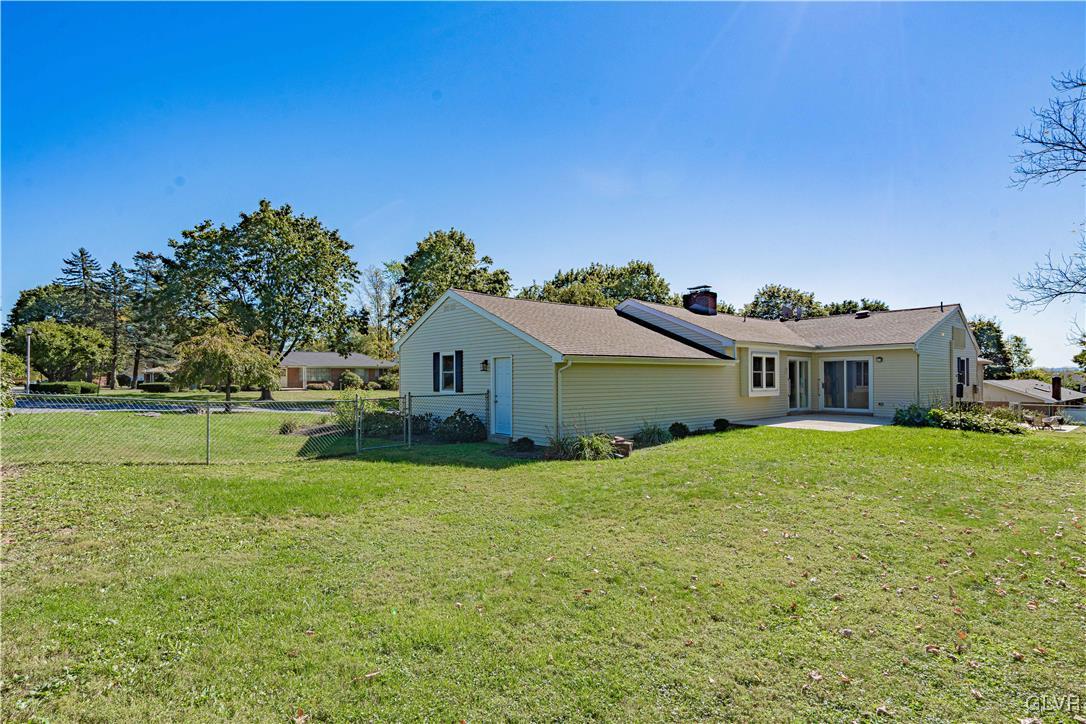 1426 Stoneridge Road Allentown, PA 18104 - Photo 49 of 50 Gallery Image 49