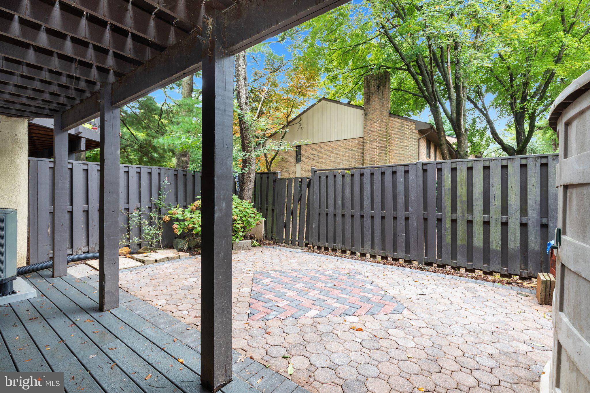11098 Saffold Way Reston, VA 20190 - Photo 25 of 32