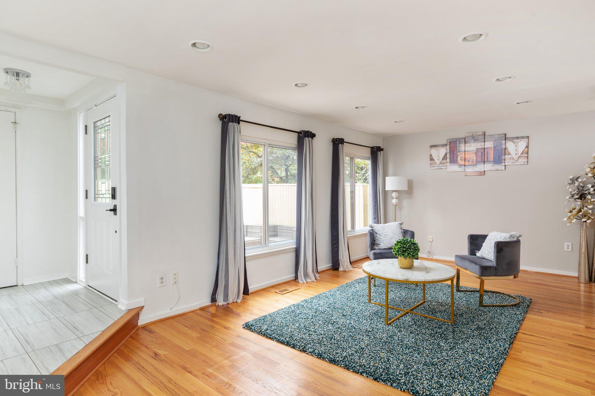 11098 Saffold Way Reston, VA 20190 - Photo 3 of 32