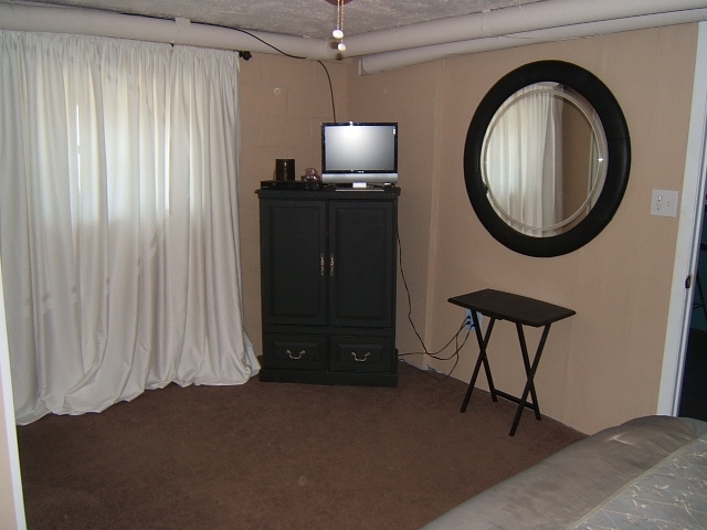 1383 Craig Robertson Road Southeast Roanoke, VA 24014 - Photo 17 of 40 bed down
