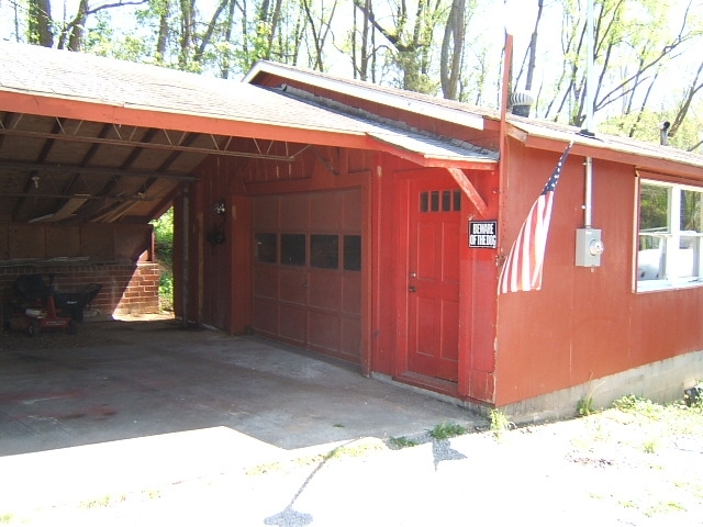 1383 Craig Robertson Road Southeast Roanoke, VA 24014 - Photo 29 of 40 Detached Garage