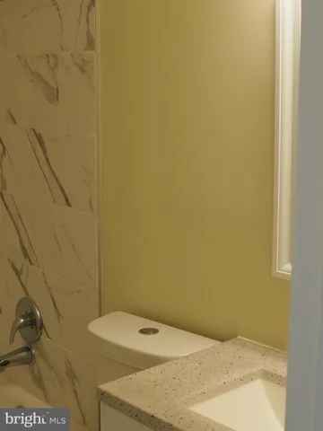 a view of a window in a room