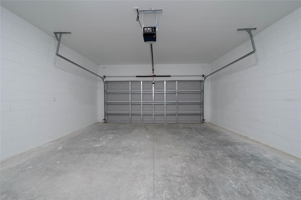 8922 Southwest 135th Street Road Ocala, FL 34473 - Photo 33 of 44 a view of an empty room with a window