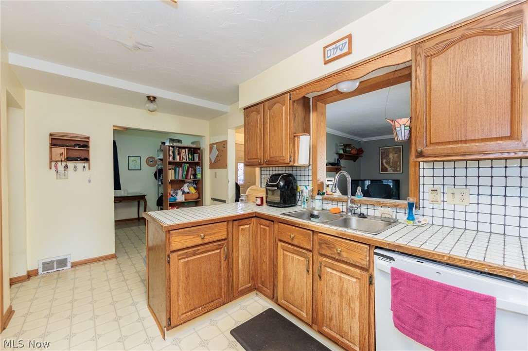 493 Malvern Road Akron, OH 44303 - Photo 14 of 35 Gallery Image 14