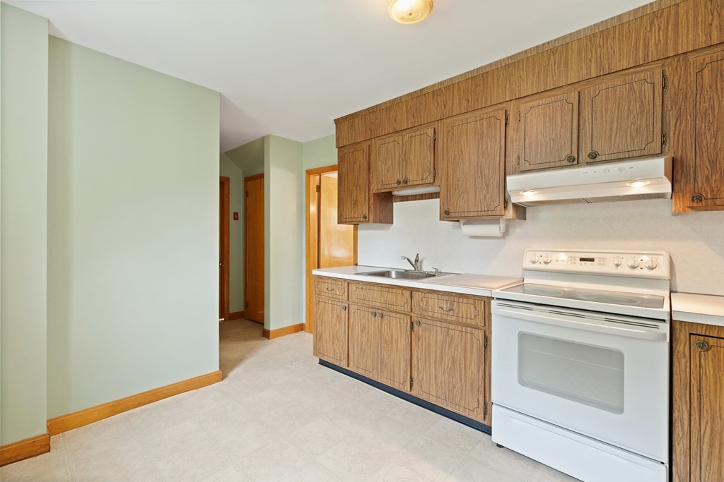 15 Magnolia Road Milton, MA 02186 - Photo 14 of 32