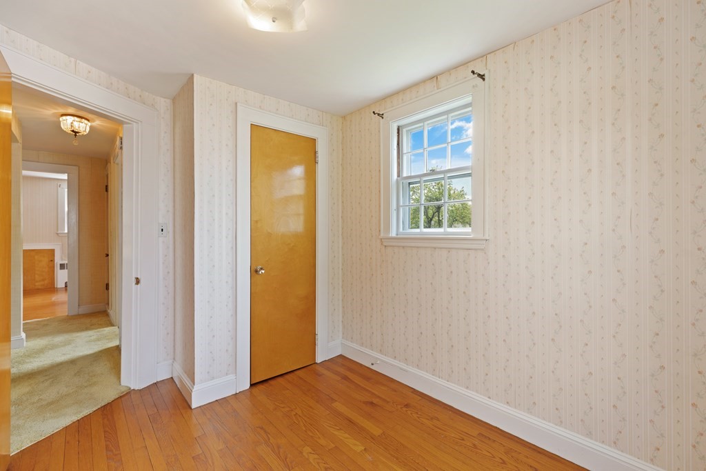 15 Magnolia Road Milton, MA 02186 - Photo 23 of 32