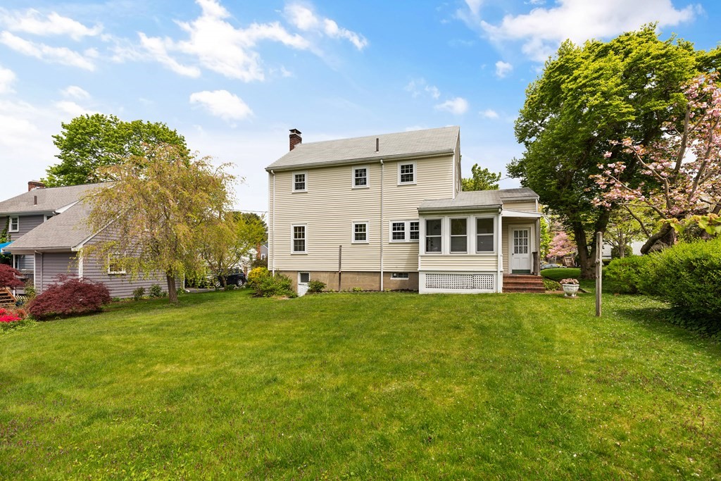 15 Magnolia Road Milton, MA 02186 - Photo 28 of 32
