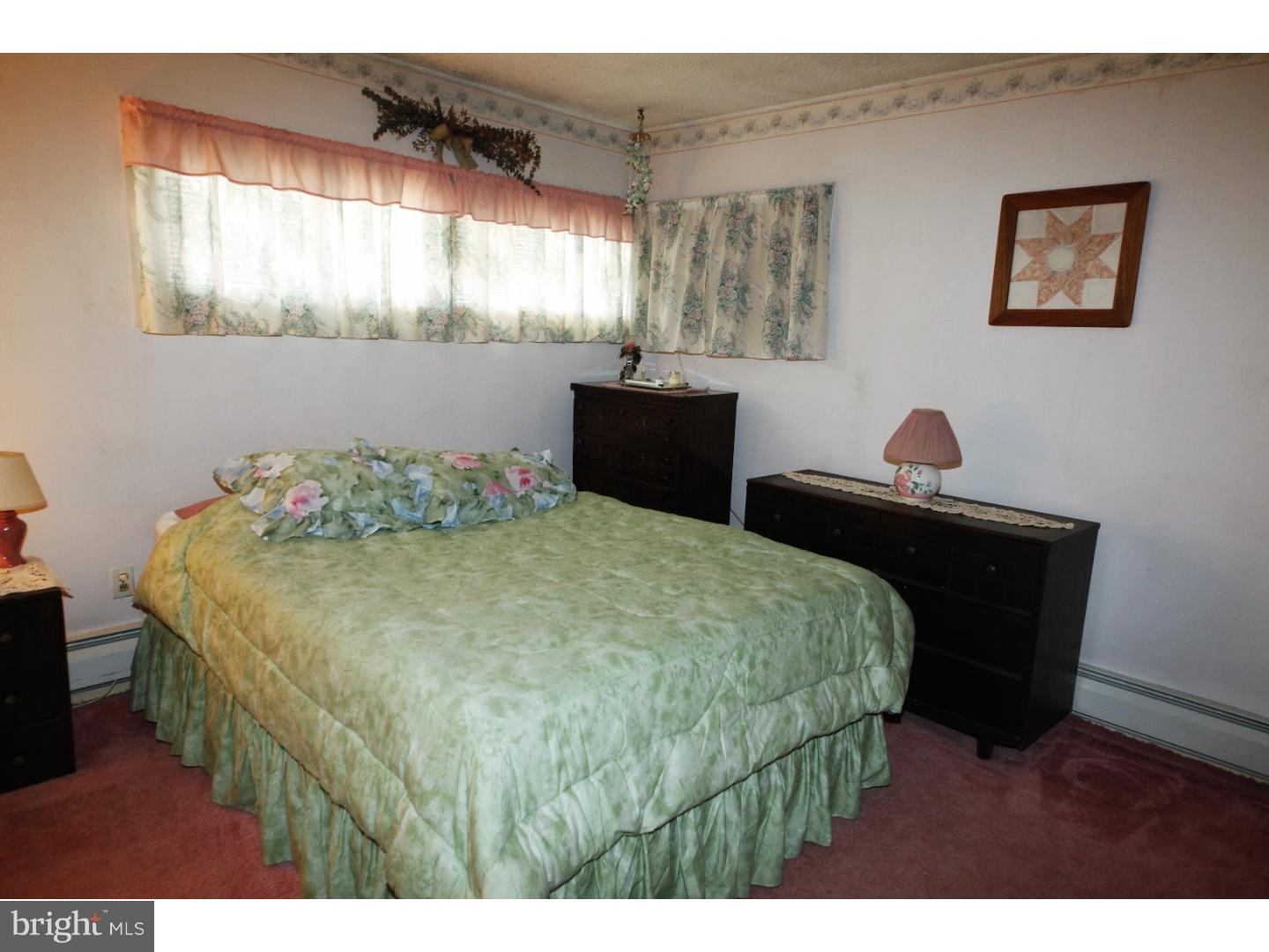 18 Goldengate Road Levittown, PA 19057 - Photo 18 of 25 Bedroom - Main
