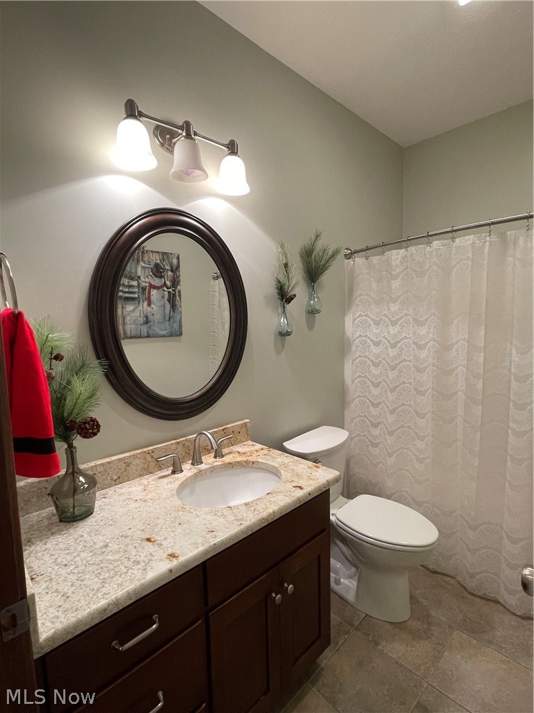 823 Forrest Ridge Drive Dover, OH 44622 - Photo 6 of 35 Spare bathroom