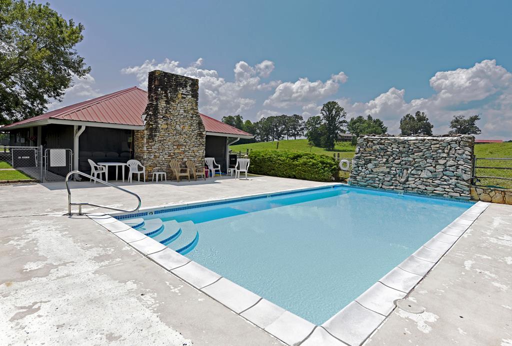 151 Moccasin Road Blairsville, GA 30512 - Photo 24 of 25 Gallery Image 24