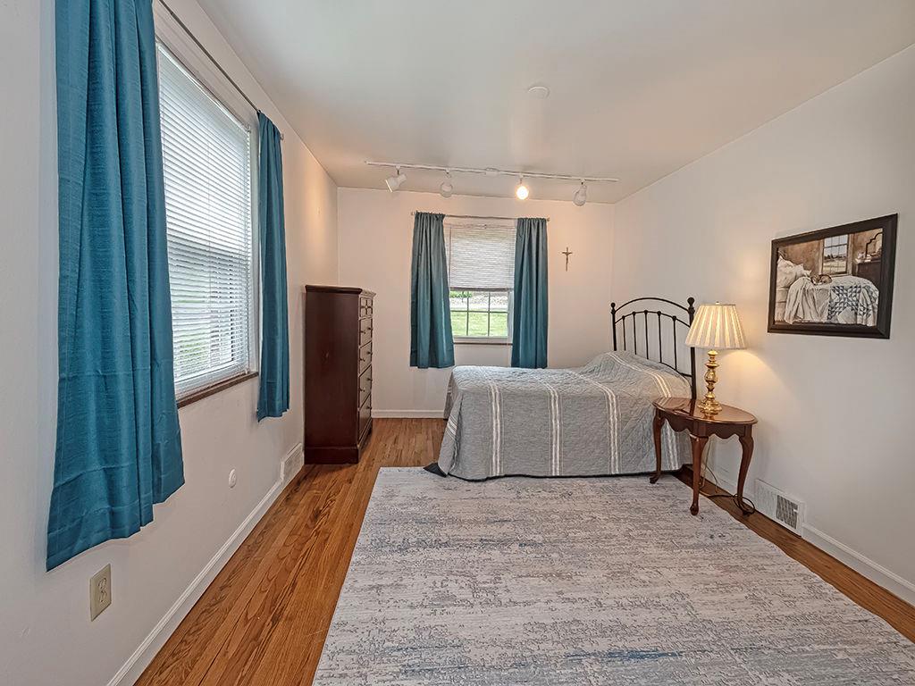 212 Hays Road Pittsburgh, PA 15241 - Photo 8 of 23