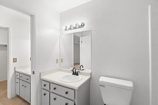$399,000 | 2016 Zeeland Court, Modesto, CA 95356