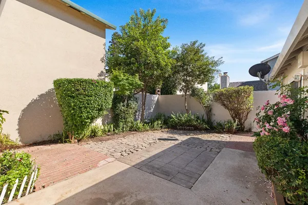 $399,000 | 2016 Zeeland Court, Modesto, CA 95356