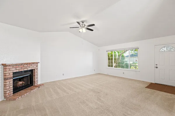 $399,000 | 2016 Zeeland Court, Modesto, CA 95356