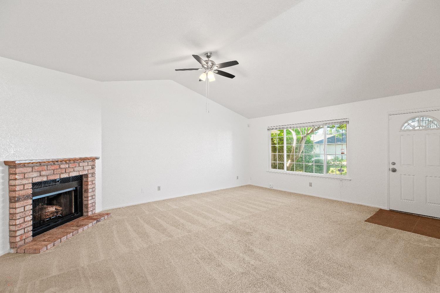 2016 Zeeland Court Modesto, CA 95356 - Photo 6 of 27