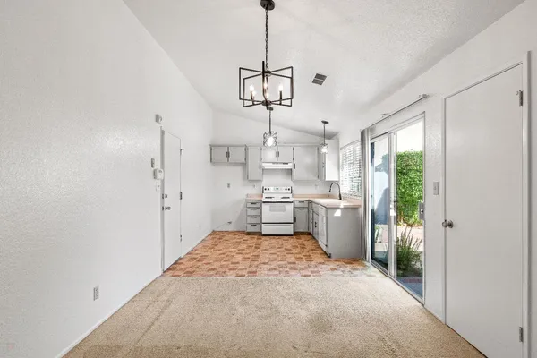 $399,000 | 2016 Zeeland Court, Modesto, CA 95356