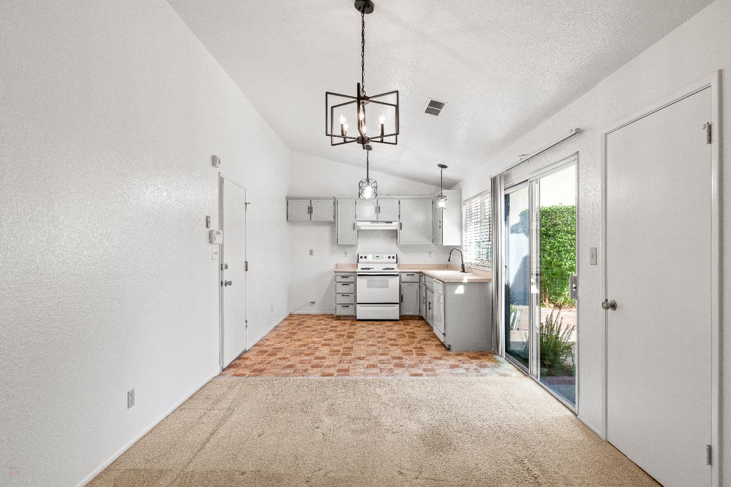 2016 Zeeland Court Modesto, CA 95356 - Photo 10 of 27