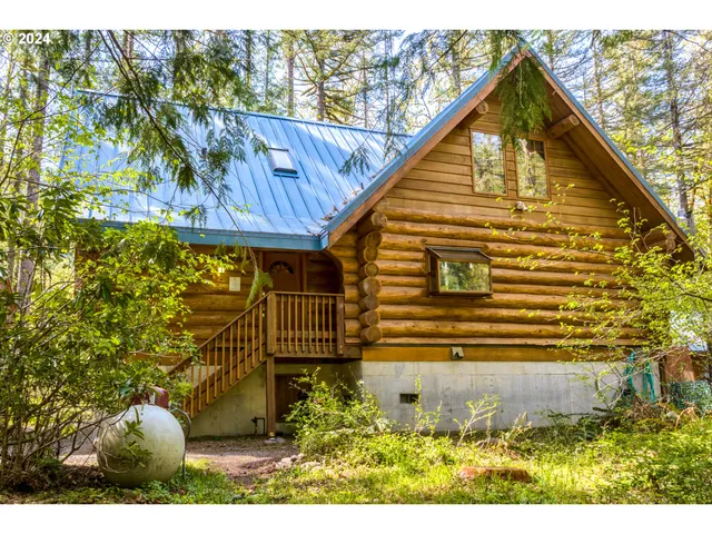 $1,295,000 | 58200 East Marmot Road, Sandy, OR 97055