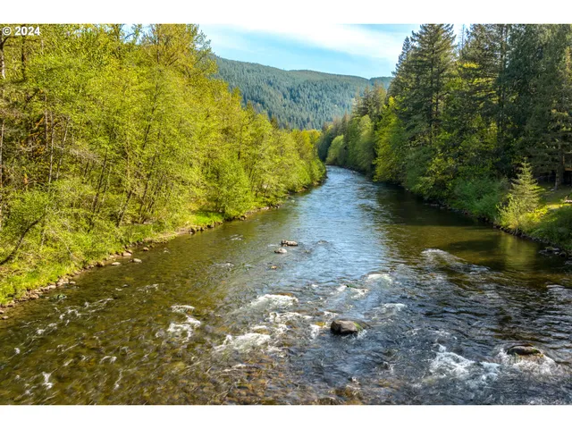 $1,295,000 | 58200 East Marmot Road, Sandy, OR 97055