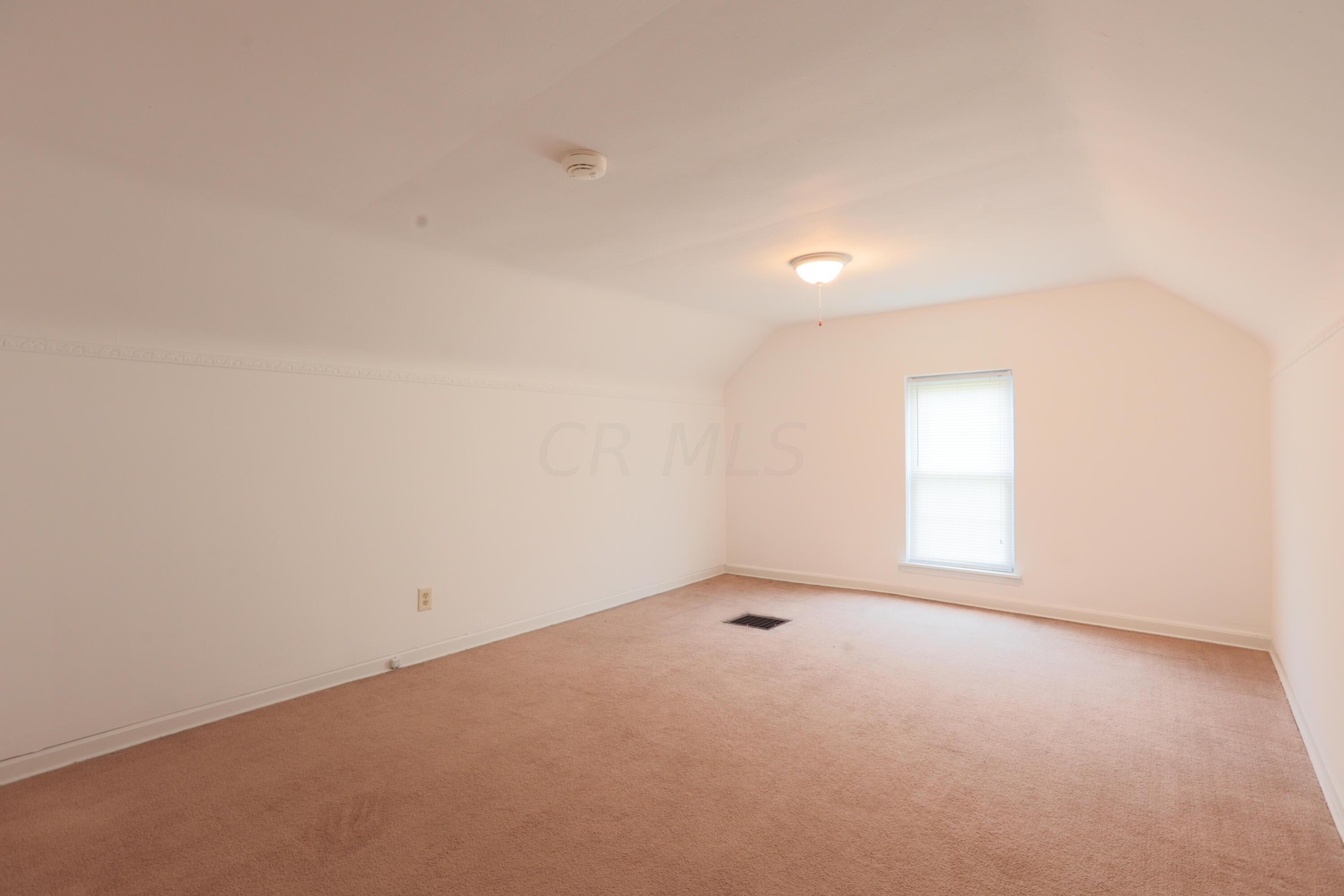 2391 Harrison Road Jackson, OH 45640 - Photo 16 of 28 16. Upstairs bedroom_