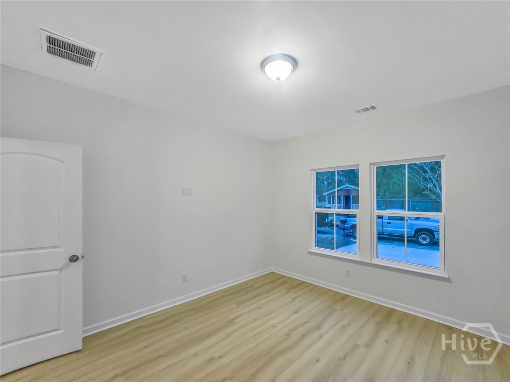 2003 Tuskegee Street Savannah, GA 31405 - Photo 22 of 32 SPACIOUS BEDROOM