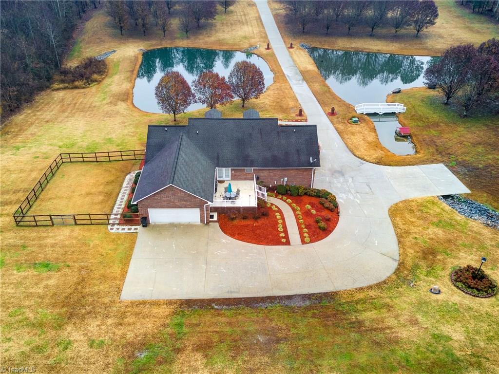 5785 Old Poole Road Archdale, NC 27263 - Photo 6 of 30 Gallery Image 6