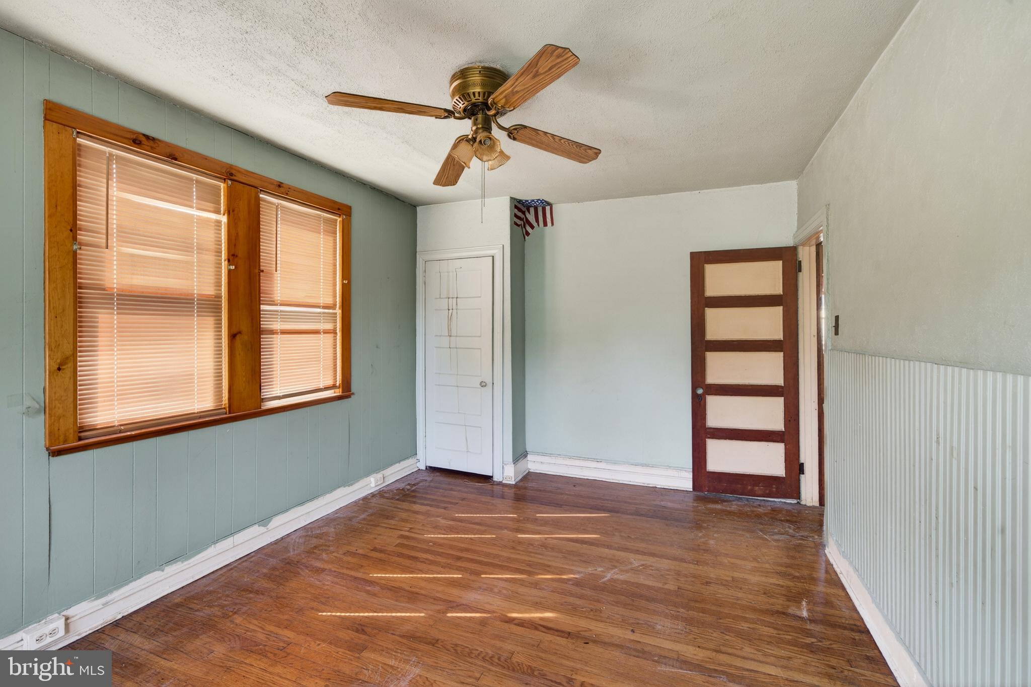 7737 Parkview Road Upper Darby, PA 19082 - Photo 26 of 35
