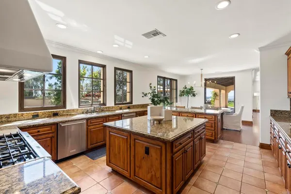 $5,995,000 | 7975 Villas, San Diego, CA 92127