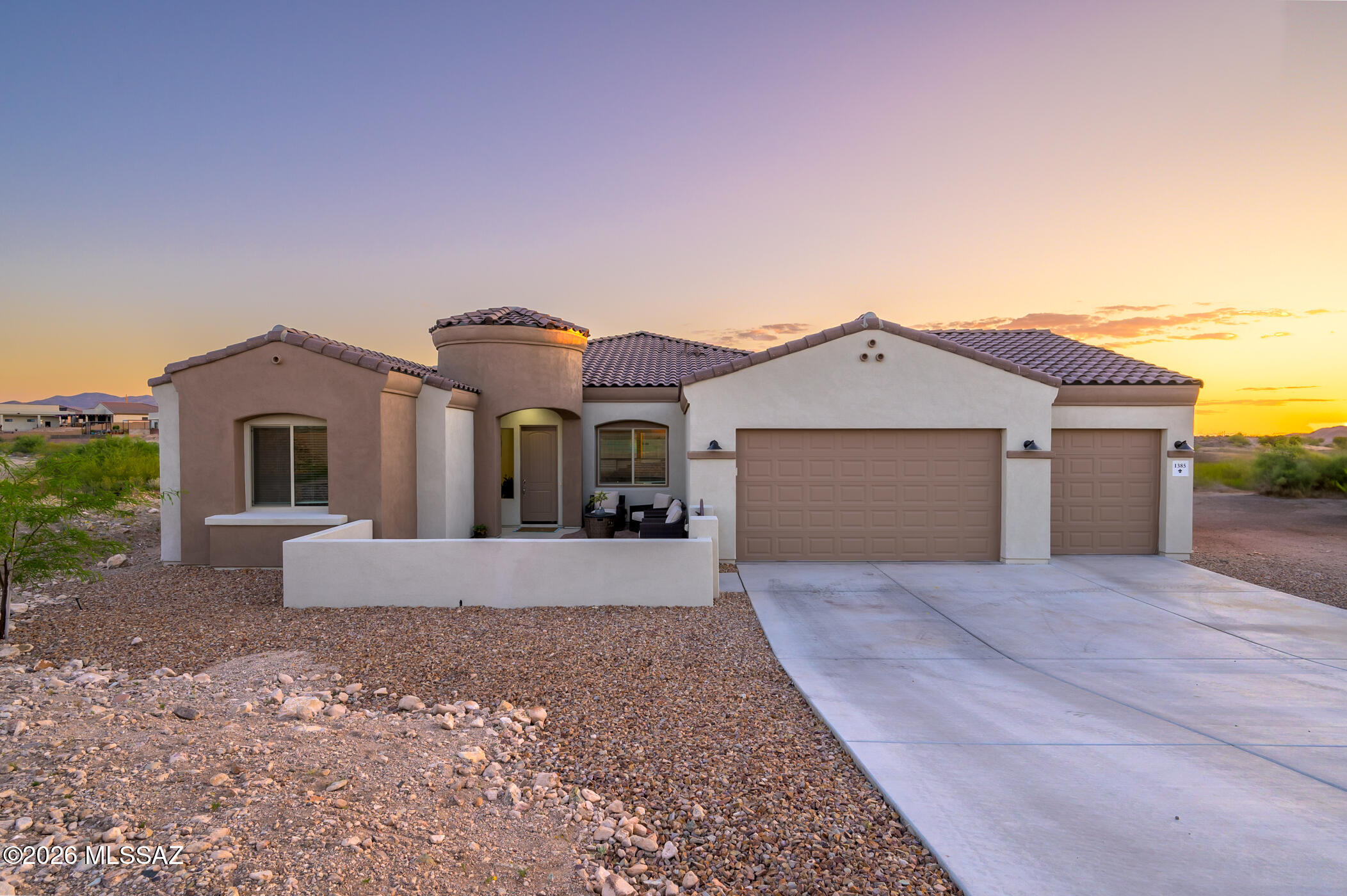 1385 North Blazing Saddle Road Vail, AZ 85641 - Photo 3 of 40