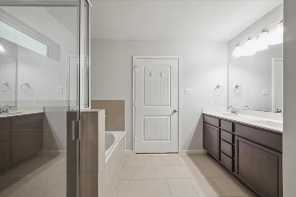 $2,525 | 5156 Echo Falls Drive, Alvin, TX 77511