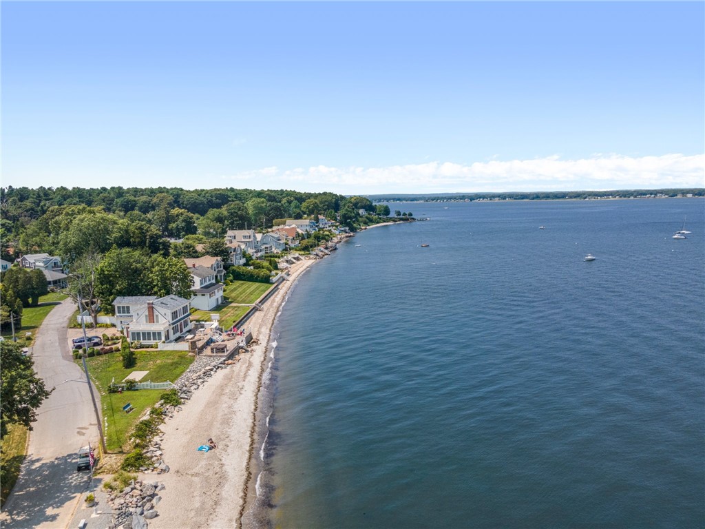 101 Baycliff Drive Warwick, RI 02818 - Photo 33 of 38