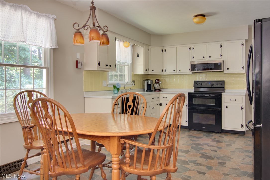 2255 Woodpark Road Fairlawn, OH 44333 - Photo 7 of 28