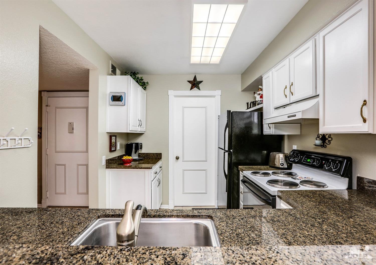 871 East Arenas Road Palm Springs, CA 92262 - Photo 8 of 18 Additional Photo
