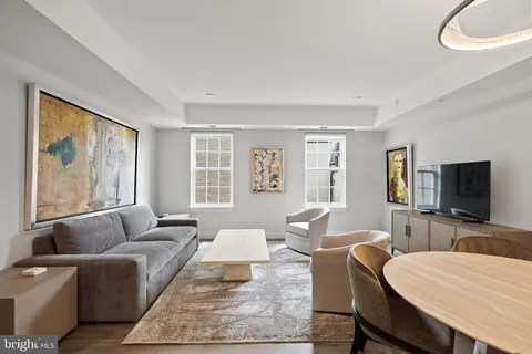 $895,900 | 225 Strand Street, Unit 202, Alexandria, VA 22314