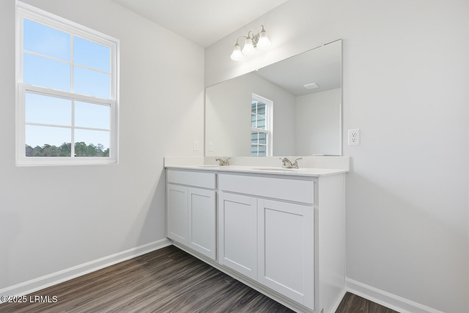 19 Landing Road Ridgeland, SC 29936 - Photo 16 of 23 Primary Bathroom
