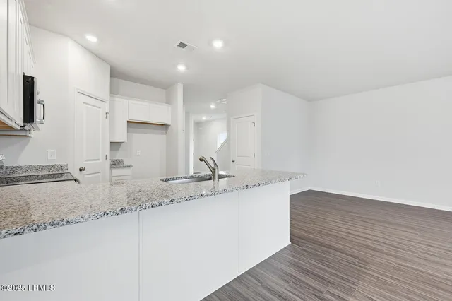 $319,900 | 19 Landing Road, Ridgeland, SC 29936