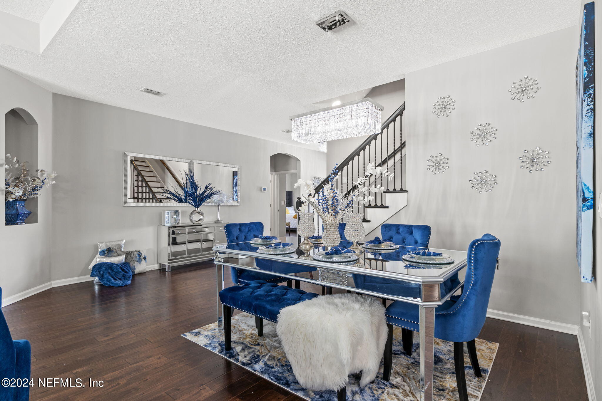 4459 Quail Hollow Road Orange Park, FL 32065 - Photo 15 of 37 a living room with furniture and wooden floor