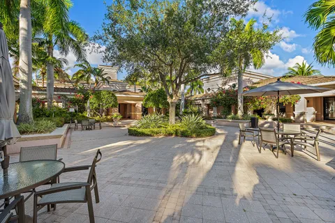$320,000 | 2915 Tuscany Court, Unit 102, Palm Beach Gardens, FL 33410