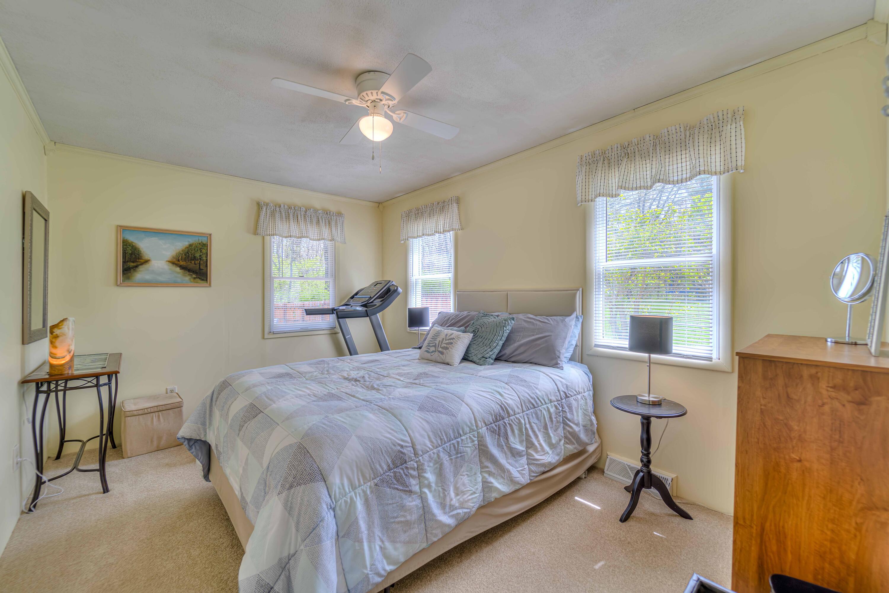 3405 Pine Ridge Drive Jackson, MI 49201 - Photo 12 of 46 3405 Pine Ridge 42